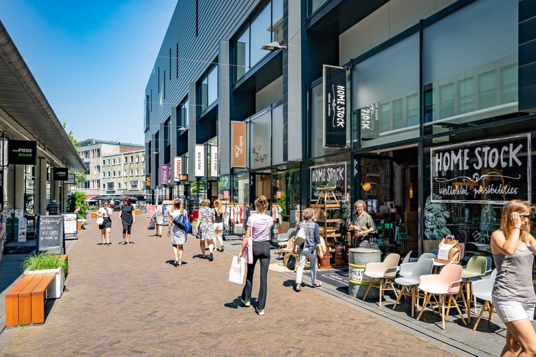 WinkelruimteaanNieuwe Emmasingel 24<br/> inEindhoven WinkelruimteaanNieuwe Emmasingel 24<br/> inEindhoven