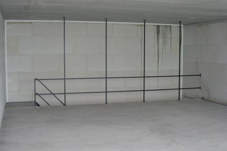 BedrijfsruimteaanPesetaweg 105<br/> inNieuw-Vennep