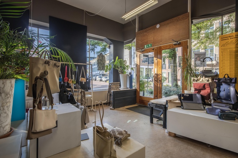 WinkelruimteaanBeekstraat 30<br/> inArnhem WinkelruimteaanBeekstraat 30<br/> inArnhem