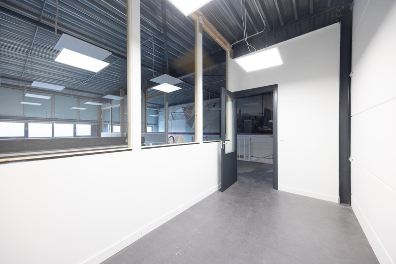 BedrijfsruimteaanPesetaweg 79 D<br/> inNieuw-Vennep