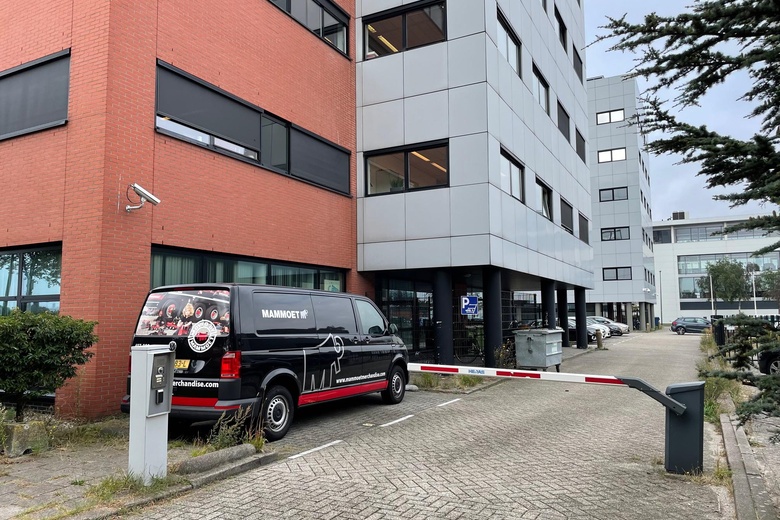 KantoorruimteaanKarel Doormanweg 27 A<br/> inSchiedam KantoorruimteaanKarel Doormanweg 27 A<br/> inSchiedam