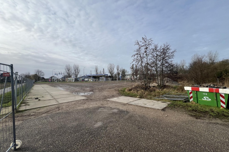 BedrijfsruimteaanKloosterschuurweg 1<br/> inRijnsburg BedrijfsruimteaanKloosterschuurweg 1<br/> inRijnsburg