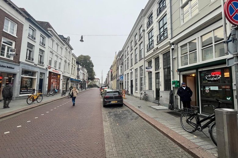WinkelruimteaanHinthamerstraat 102<br/> inDen Bosch WinkelruimteaanHinthamerstraat 102<br/> inDen Bosch