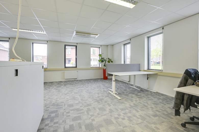 KantoorruimteaanHet Spoor 94<br/> inHouten KantoorruimteaanHet Spoor 94<br/> inHouten