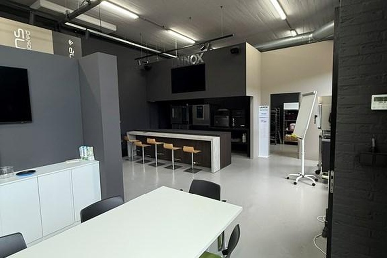 BedrijfsruimteaanParallelweg-Oost 84<br/> inVlijmen