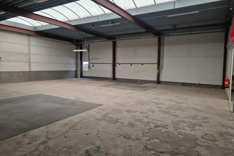 BedrijfsruimteaanNijverheidsstraat 5<br/> inWinterswijk