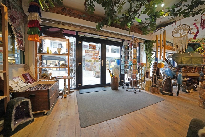 WinkelruimteaanZadelmakerstraat 8<br/> inAlmere WinkelruimteaanZadelmakerstraat 8<br/> inAlmere