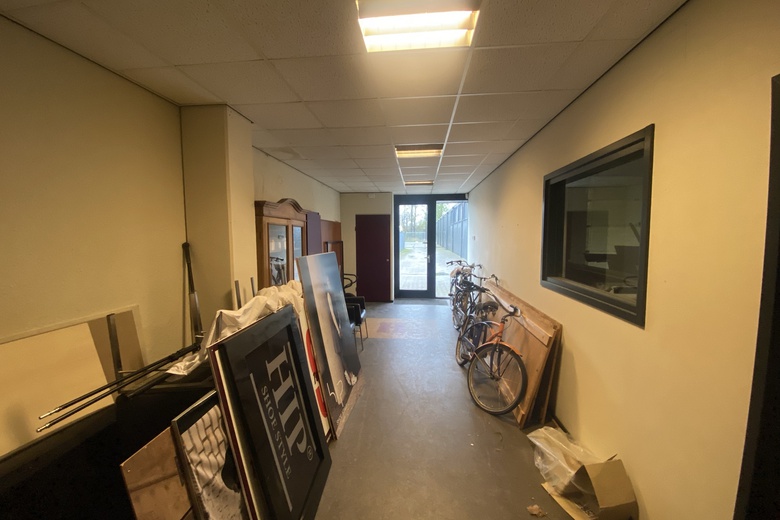BedrijfsruimteaanElzenweg 19<br/> inWaalwijk BedrijfsruimteaanElzenweg 19<br/> inWaalwijk