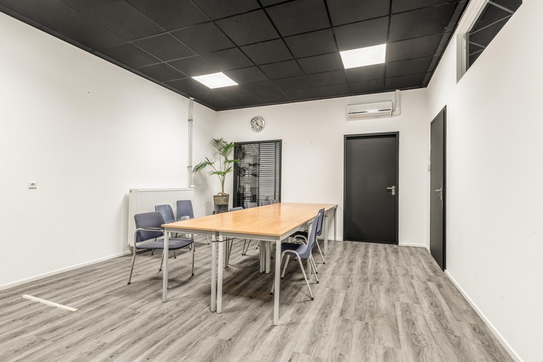 BedrijfsruimteaanLijndenweg 32 C<br/> inVelsen