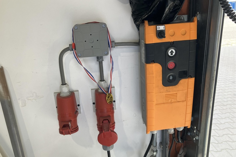 BedrijfsruimteaanPeppelkade 15 a<br/> inHouten