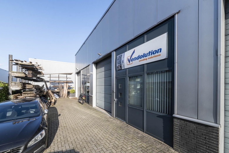 BedrijfsruimteaanHulsenboschstraat 7 d<br/> inWerkendam BedrijfsruimteaanHulsenboschstraat 7 d<br/> inWerkendam