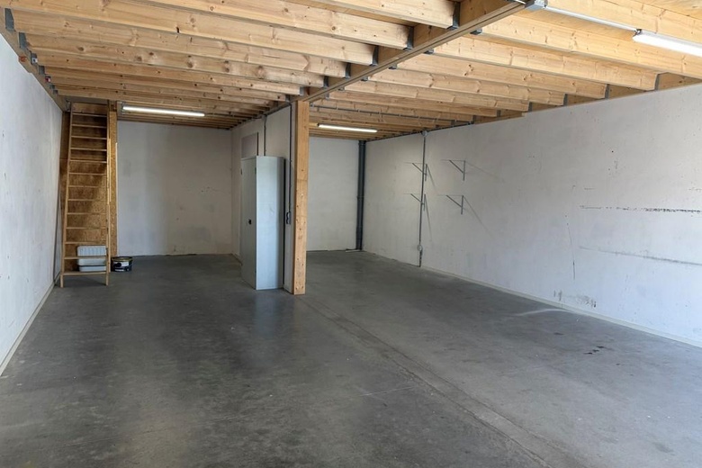 BedrijfsruimteaanSpaubeekstraat 105 10<br/> inTilburg