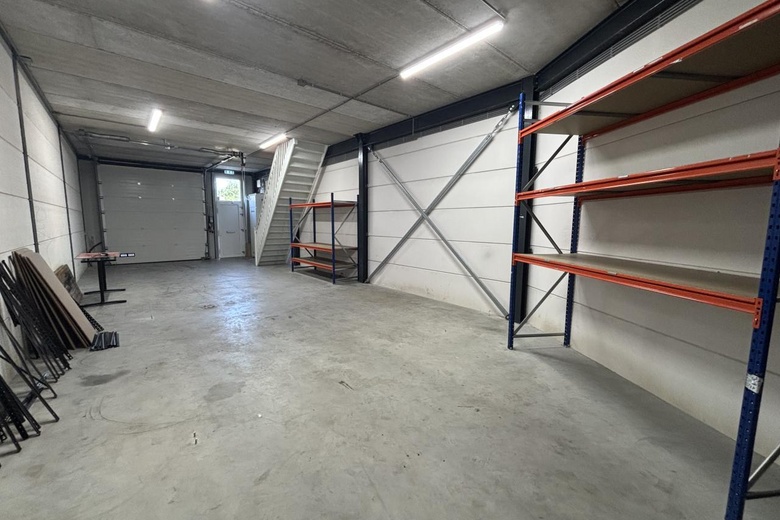 BedrijfsruimteaanNewtonstraat 67<br/> inZoetermeer