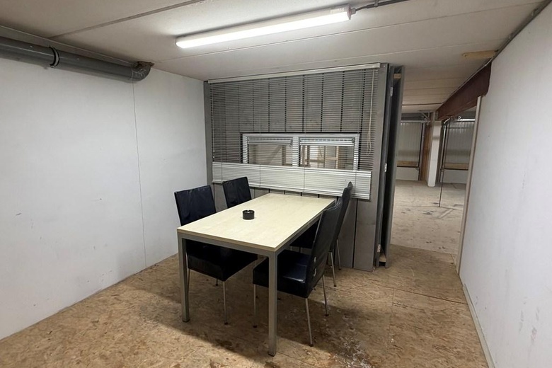 BedrijfsruimteaanSpaubeekstraat 105 10<br/> inTilburg