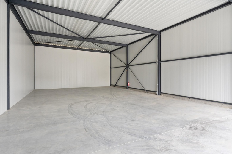 BedrijfsruimteaanVia Fabrica 4<br/> inVoerendaal