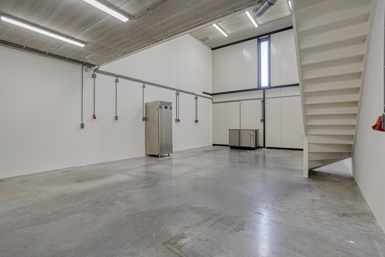 Bedrijfsruimte Velsen - Stuwadoorstraat 37 - Foto 8