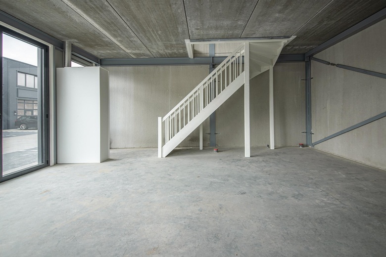 BedrijfsruimteaanJarmuiden 27 T<br/> inAmsterdam