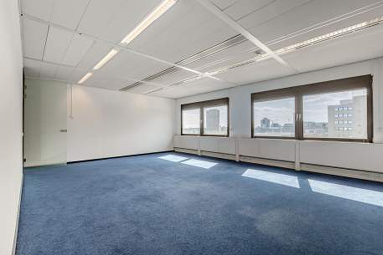 KantoorruimteaanFellenoord 19-37 ADVERTENTIE / bezich<br/> inEindhoven