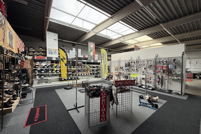 BedrijfsruimteaanEkkersrijt 1012 - 1014<br/> inSon en Breugel