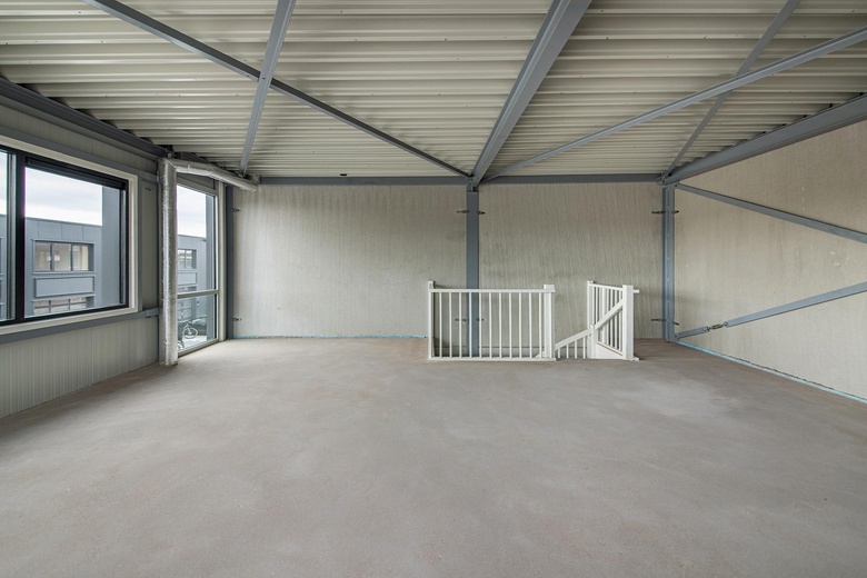 BedrijfsruimteaanJarmuiden 27 T<br/> inAmsterdam