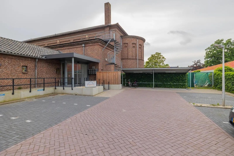 Bekijk foto 1 van Oranjelaan 96 B