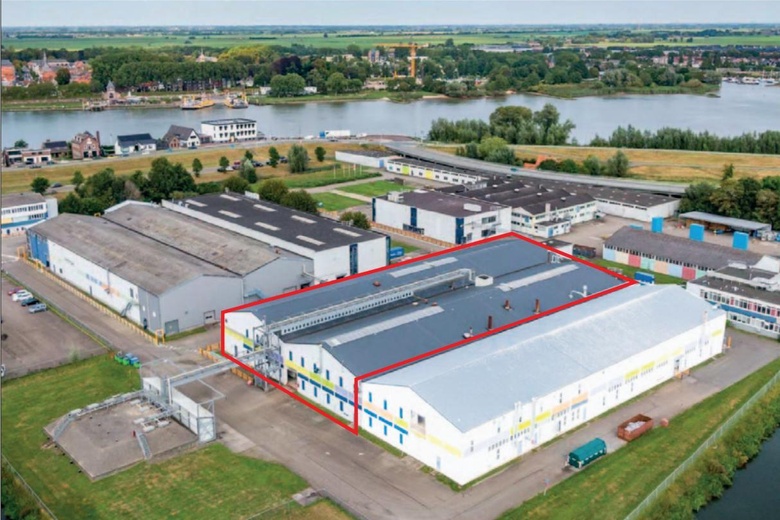 Bekijk foto 1 van Ambachtsweg 1