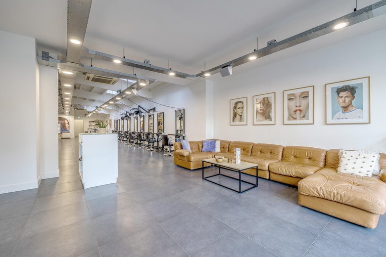 WinkelruimteaanBeekstraat 68<br/> inArnhem WinkelruimteaanBeekstraat 68<br/> inArnhem