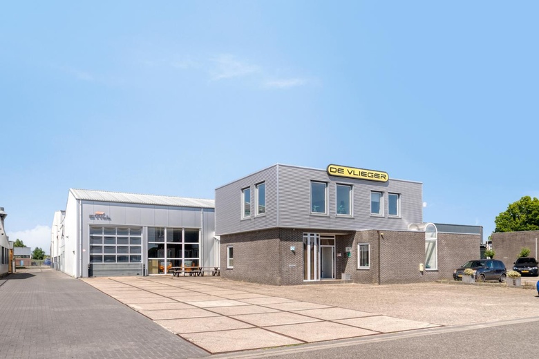 BedrijfsruimteaanNijverheidsstraat 8<br/> in's-Heer-Hendrikskinderen BedrijfsruimteaanNijverheidsstraat 8<br/> in's-Heer-Hendrikskinderen