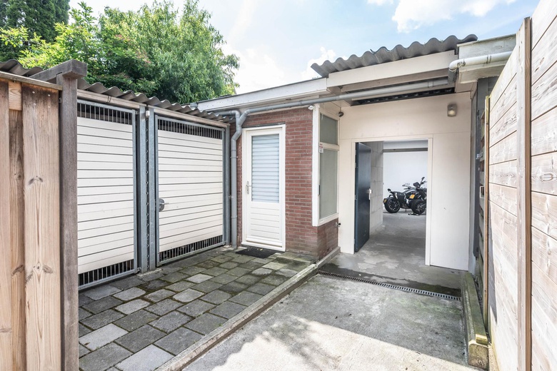 BedrijfsruimteaanBennebroekstraat 31 H<br/> inAmsterdam