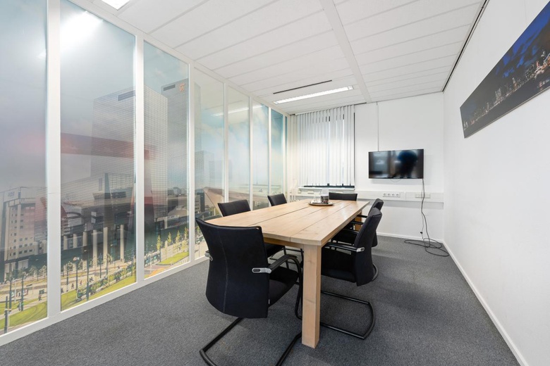 KantoorruimteaanStationsplein 1<br/> inZwijndrecht