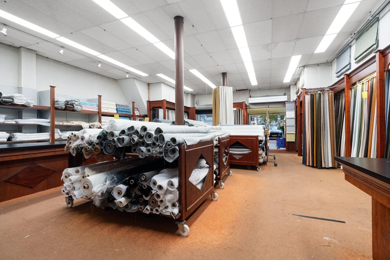 WinkelruimteaanAlbert Cuypstraat 268 - 270<br/> inAmsterdam