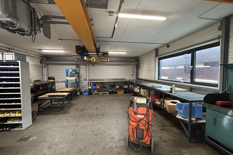 BedrijfsruimteaanDijkleger 24<br/> inVianen