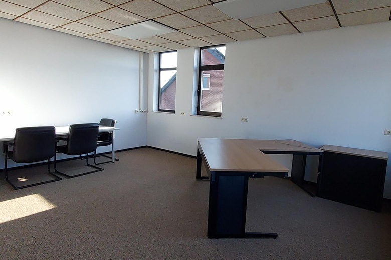 KantoorruimteaanSteeg 27<br/> inNeer