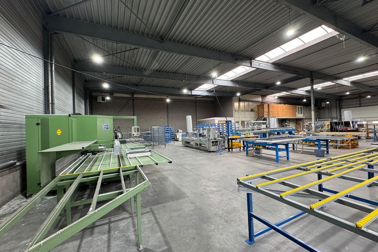 BedrijfsruimteaanDe Beverspijken 15 B<br/> inDen Bosch BedrijfsruimteaanDe Beverspijken 15 B<br/> inDen Bosch