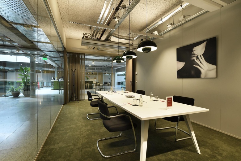 KantoorruimteaanVelperplein 23 -25<br/> inArnhem