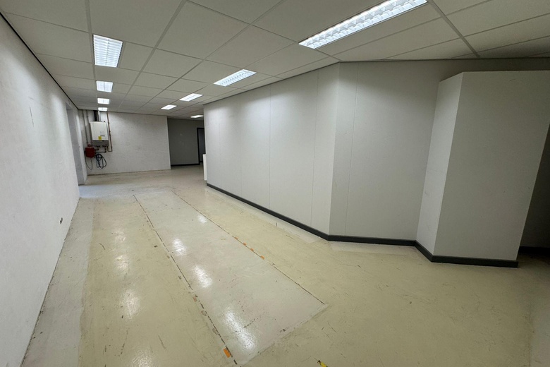 BedrijfsruimteaanKasteleinenkampweg 11 B<br/> inDen Bosch