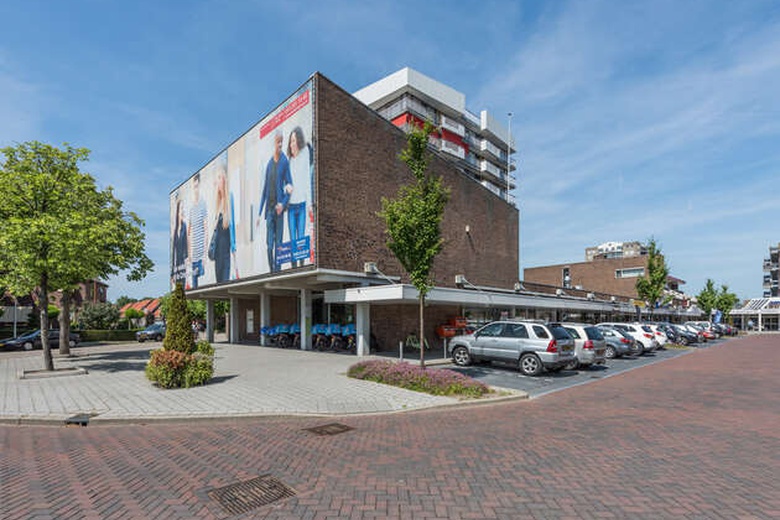 WinkelruimteaanRaadhuisplein 47 - 133<br/> inKrimpen aan den IJssel WinkelruimteaanRaadhuisplein 47 - 133<br/> inKrimpen aan den IJssel