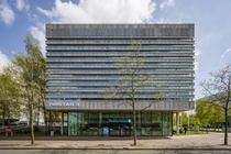 Bekijk foto 6 van Stationsplein-ZW 983 Bekijk foto 6 van Stationsplein-ZW 983