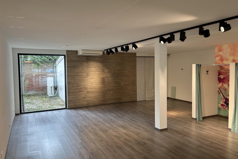 WinkelruimteaanEmmaplein 12<br/> inBilthoven WinkelruimteaanEmmaplein 12<br/> inBilthoven