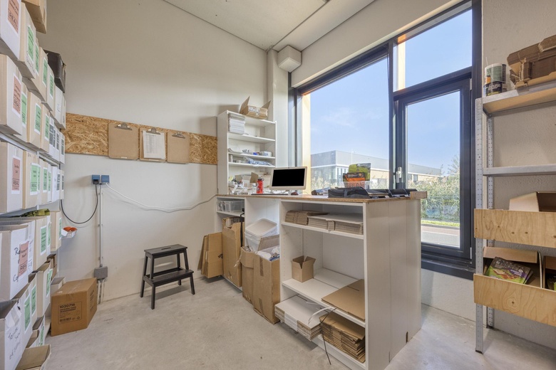 Bedrijfsruimte Hendrik-Ido-Ambacht - Kringloopweg 64 - Foto 6