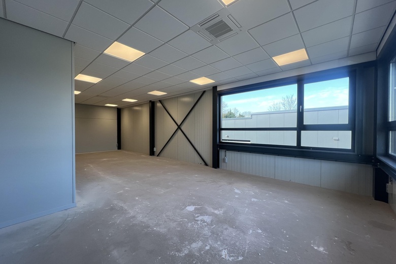 BedrijfsruimteaanLaurens Jzn. Costerstraat 4 B<br/> inOud-Beijerland