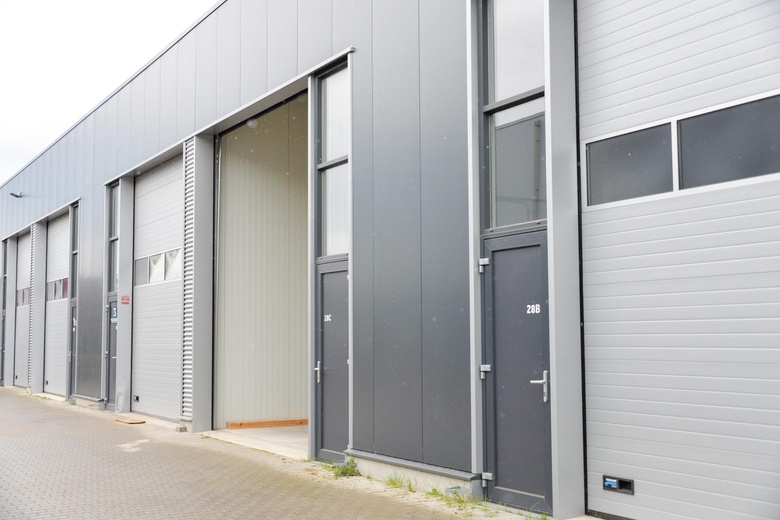 BedrijfsruimteaanZompstraat 28 c<br/> inRaalte BedrijfsruimteaanZompstraat 28 c<br/> inRaalte