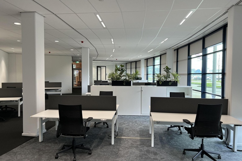 KantoorruimteaanKarel Doormanweg 48<br/> inSchiedam KantoorruimteaanKarel Doormanweg 48<br/> inSchiedam
