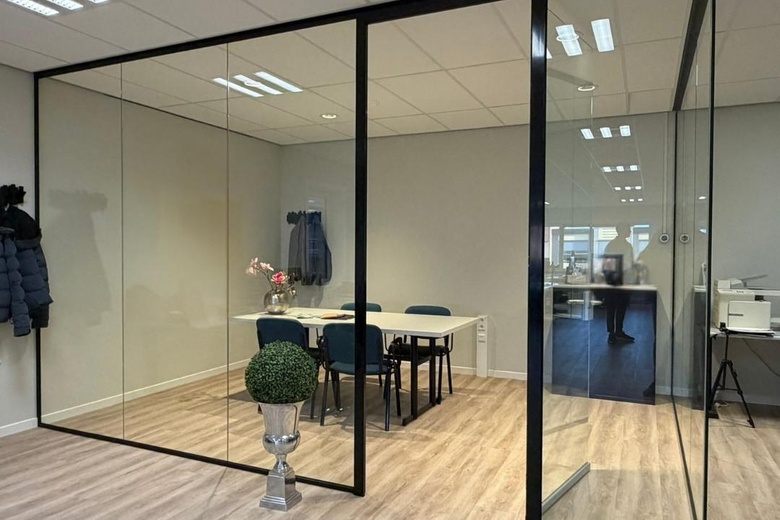 BedrijfsruimteaanJulianaweg 200 a<br/> inVolendam