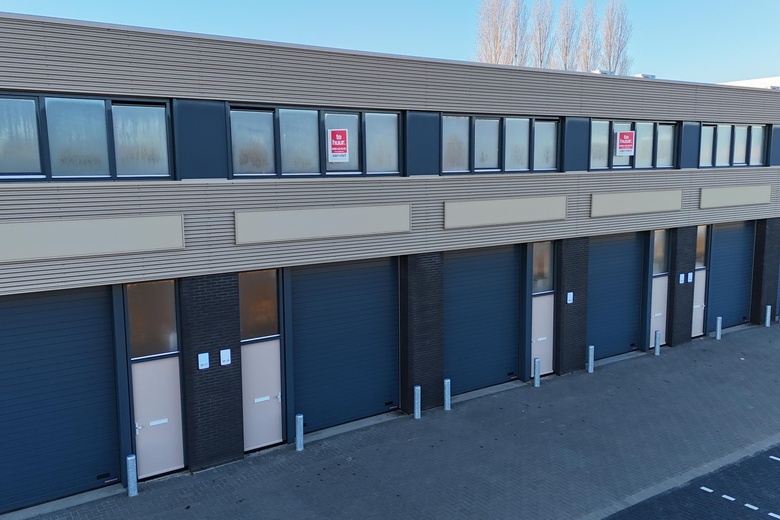 BedrijfsruimteaanReedijk 8 F 8<br/> inHeinenoord