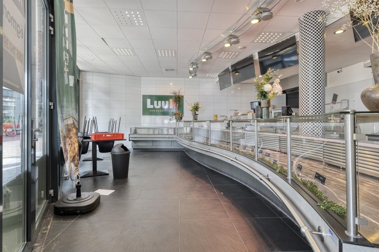 WinkelruimteaanZonstraat 34<br/> inEnschede WinkelruimteaanZonstraat 34<br/> inEnschede