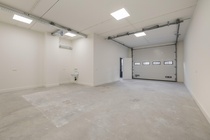 Bekijk foto 3 van Nijverheidslaan 10 N