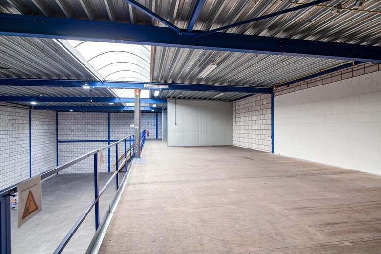 BedrijfsruimteaanBroeikweg 13<br/> inSchoonhoven