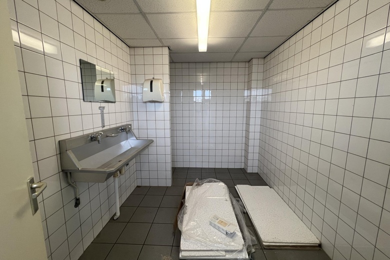 BedrijfsruimteaanBijdorpplein 1<br/> inBarendrecht BedrijfsruimteaanBijdorpplein 1<br/> inBarendrecht