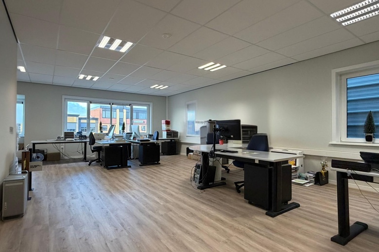 BedrijfsruimteaanJulianaweg 200 a<br/> inVolendam